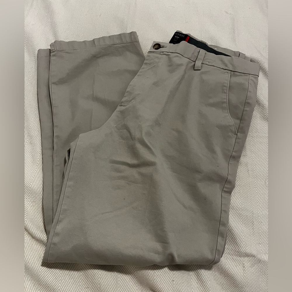 Dockers Classic Smart 360 Flex men’s khaki pants. 38 inch X 32